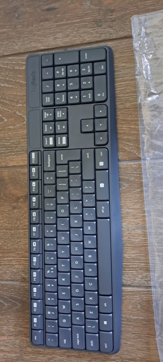 Klawiatura bezprzewodowa z myszką Logitech MK 235