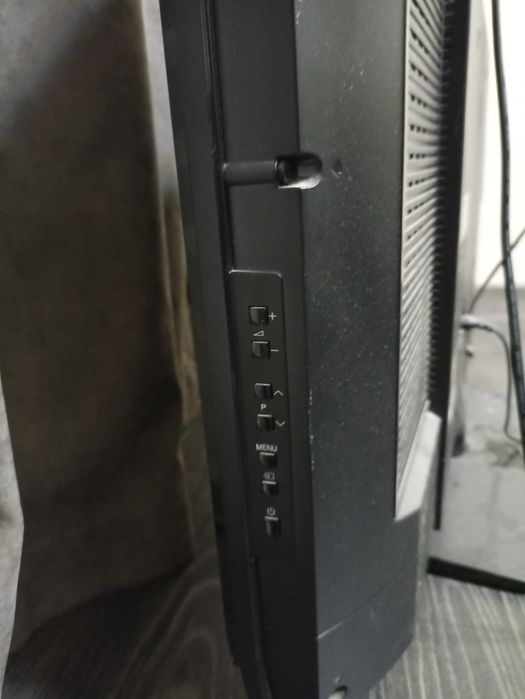 Продам телевізор SHARP