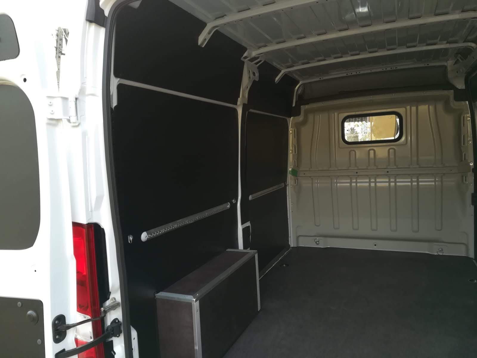 Zabudowa aut dostawczych L2H2 Ducato Master Jumper Boxer KNAUTECH