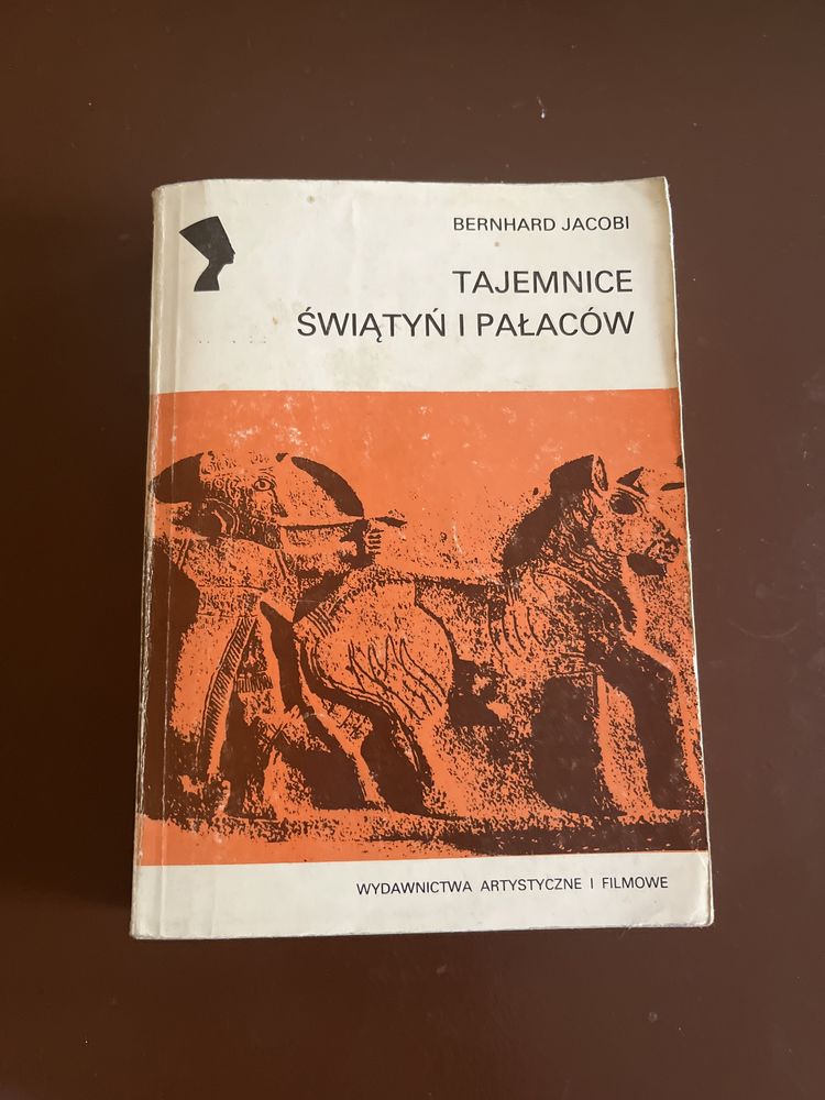 Tajemnice świątyń i pałaców, Bernhard Jacobi