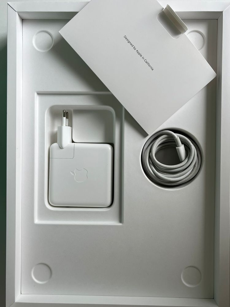MacBook Pro 13 MI/8GB/256GB/A2338