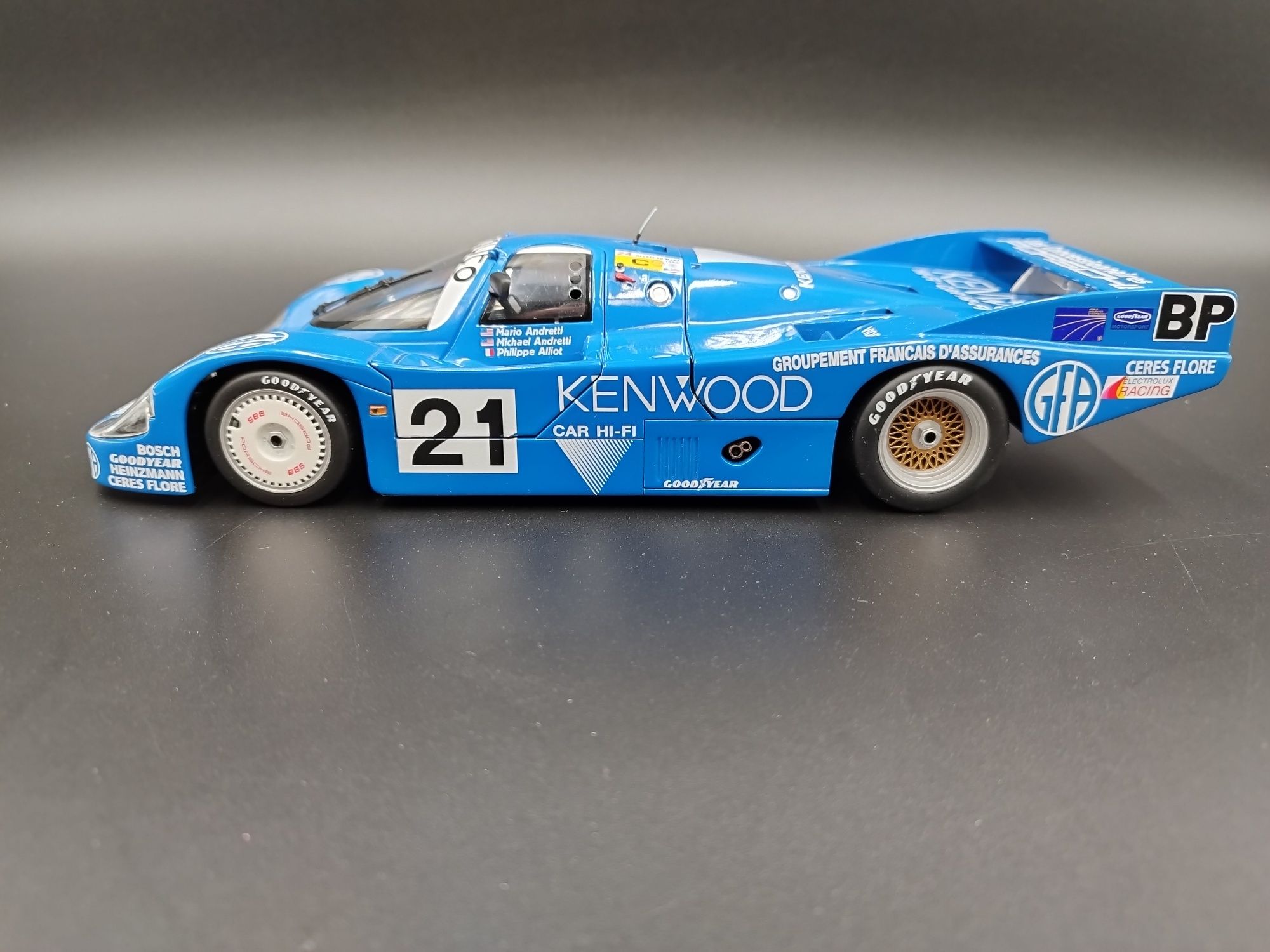 1:18 Minichamps 1983 Porsche 956L 24H Le Mans #21 Andretti.Alliot.Andr