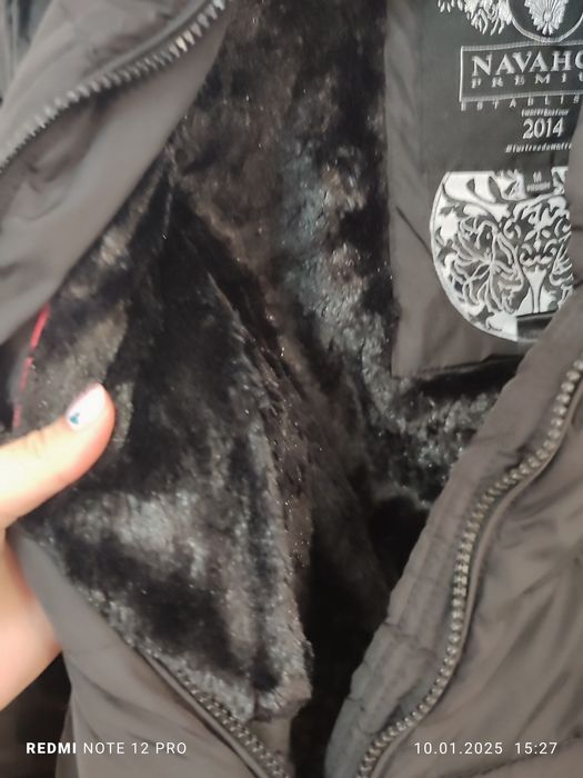 Зимова куртка жіноча