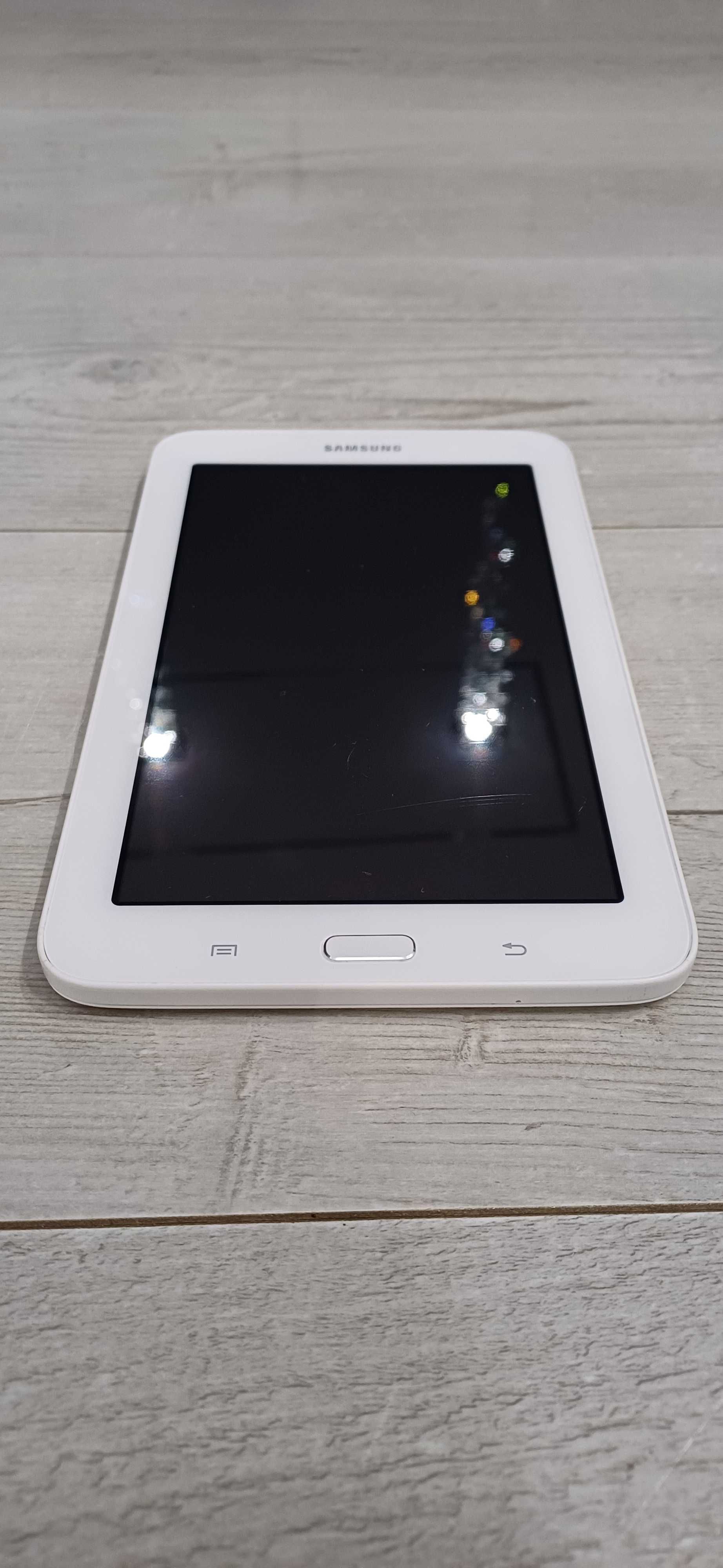 Tablet Samsung Galaxy Tab 3 Lite SM-T110 7" 8GB 1GB Ram Wifi BT GPS 2M