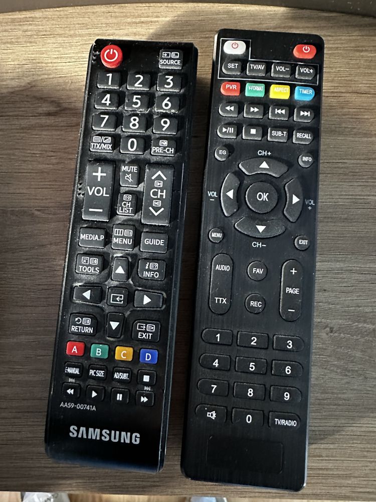 Telewizor Samsung 32’’ + dekoder tvbt2