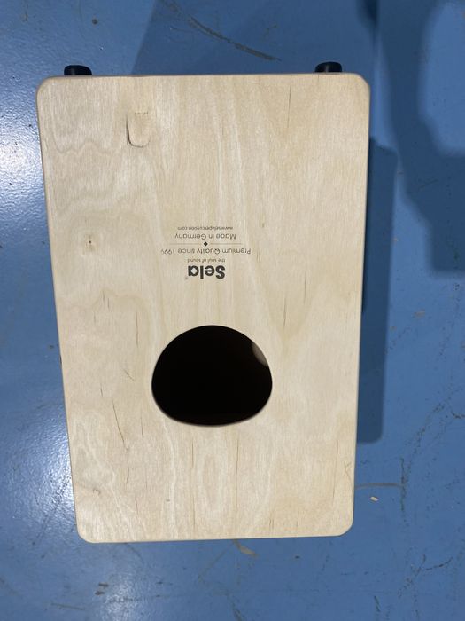 Vendo cajon Sela