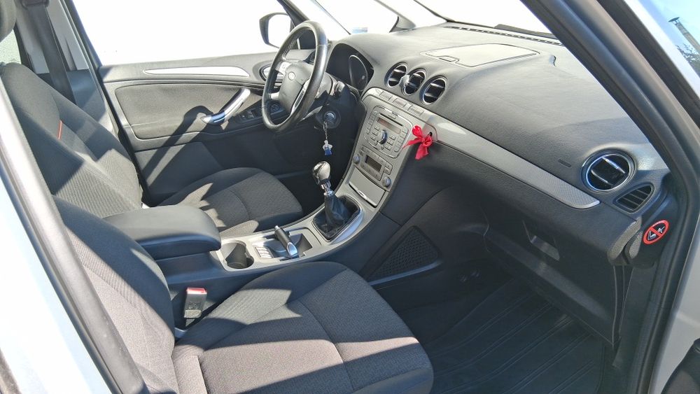 Ford Galaxy 2010