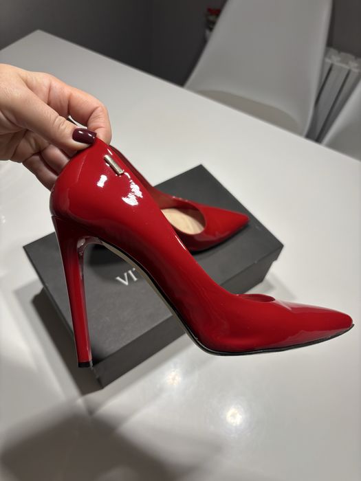 Жіночі туфлі човники Vitto Rossi, розмір 38