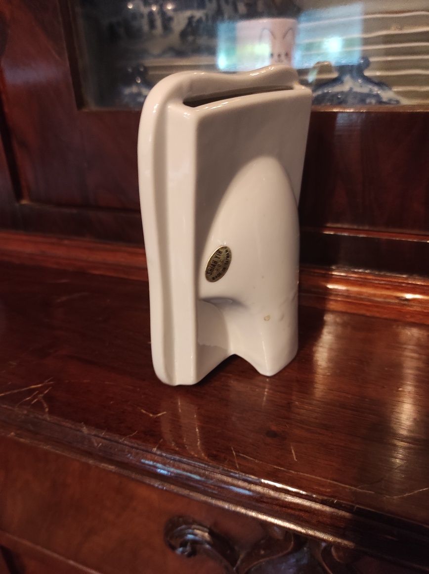 Passpato em porcelana novo
