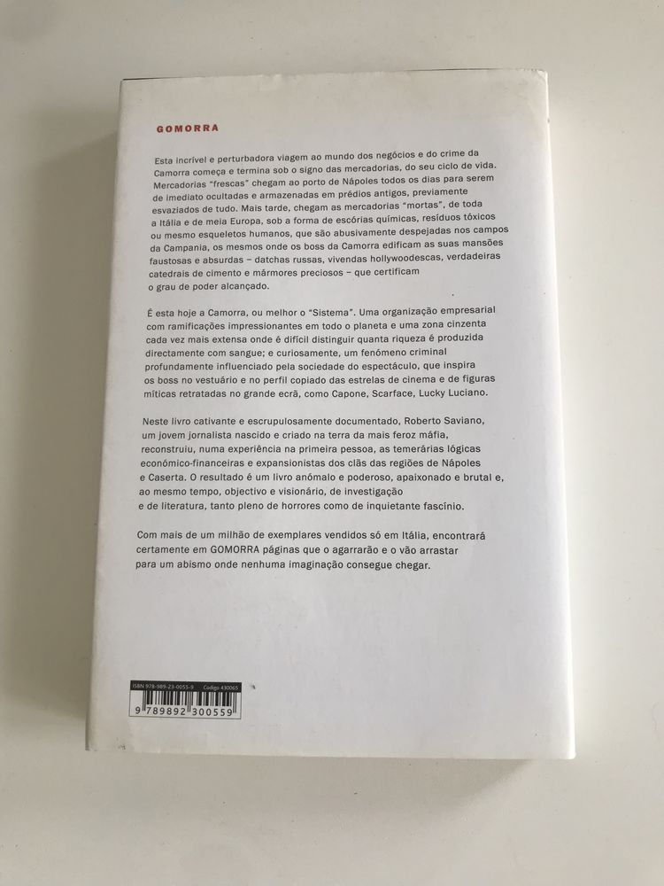 Vendo livro,   entrego em mãos