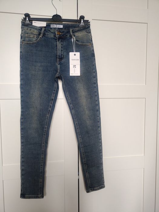 Damskie spodnie jeansowe rurki M Sara rozmiar M 38