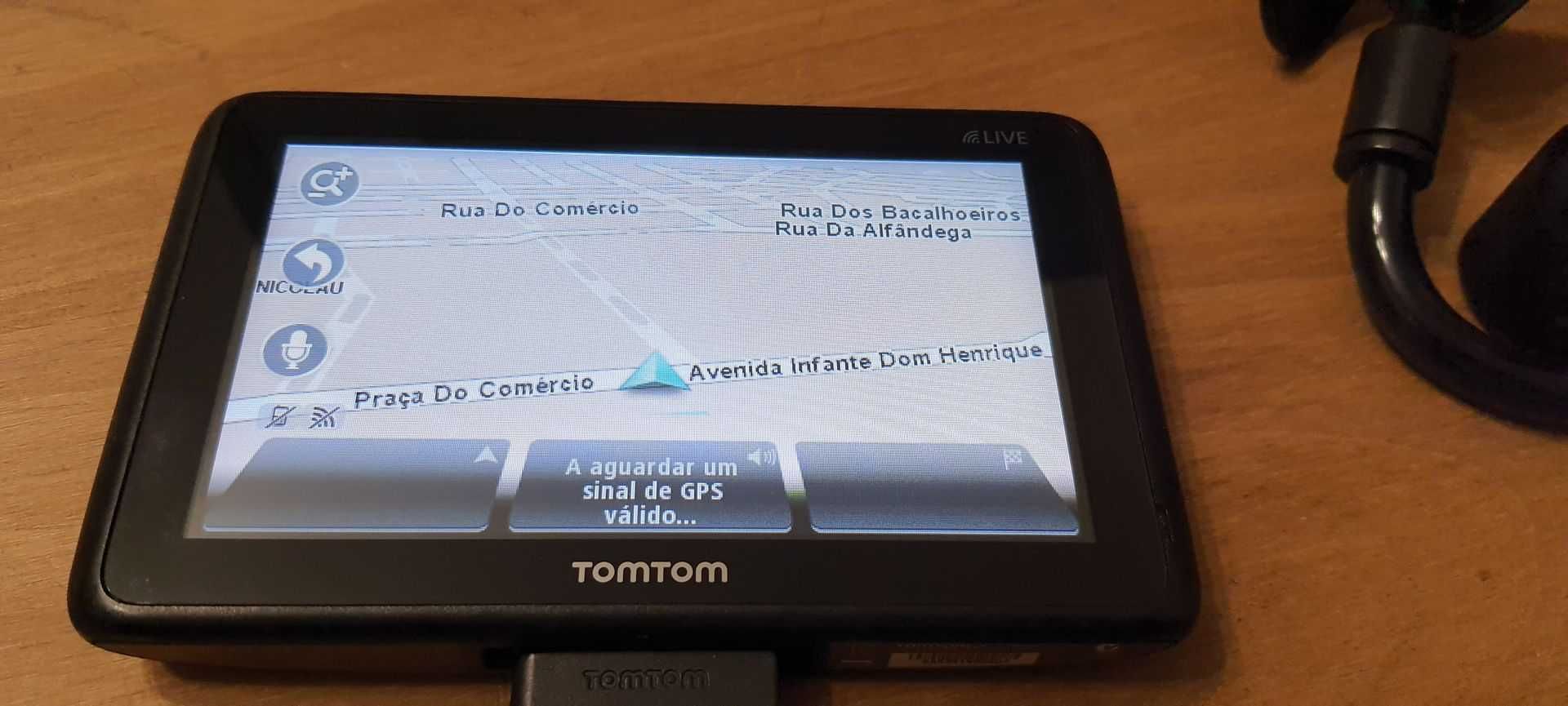 GPS TOMTOM 4CQ02 Go Live 1005 em ótimo estado.