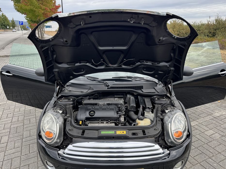 MINI One 1.6 (6 Velocidades) – 3 Portas – Nacional – 2010