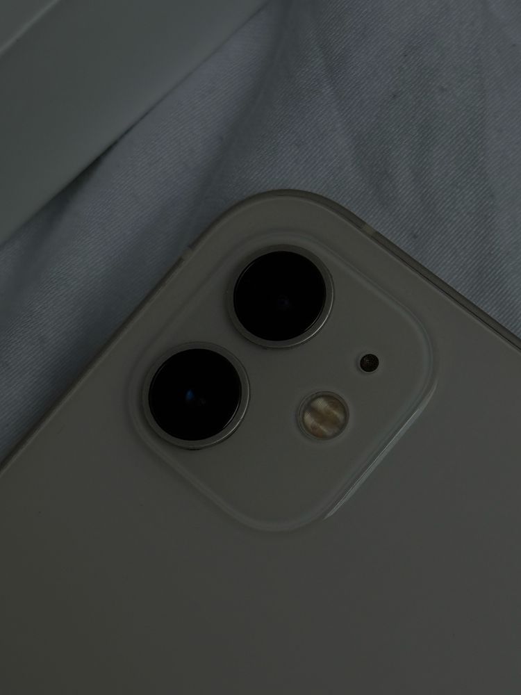 iPhone 12 128GB kolor biały