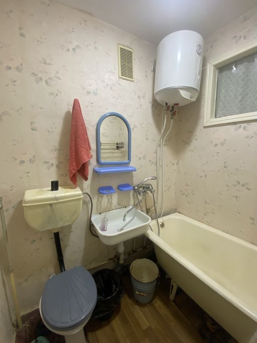 1 кімнатна Квартира . Центр міста,  Площа Перемоги.