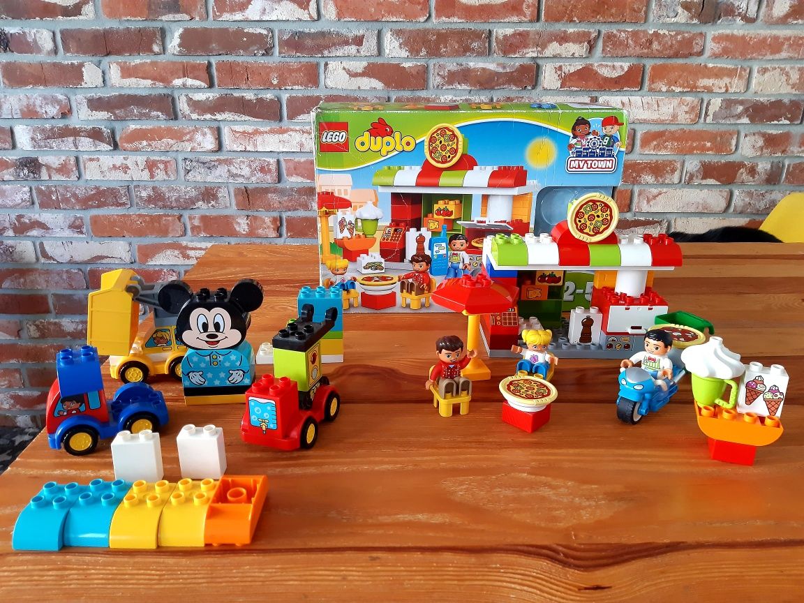 Zestaw Lego Duplo pizzeria 10834 + dodatkowe inne klocki