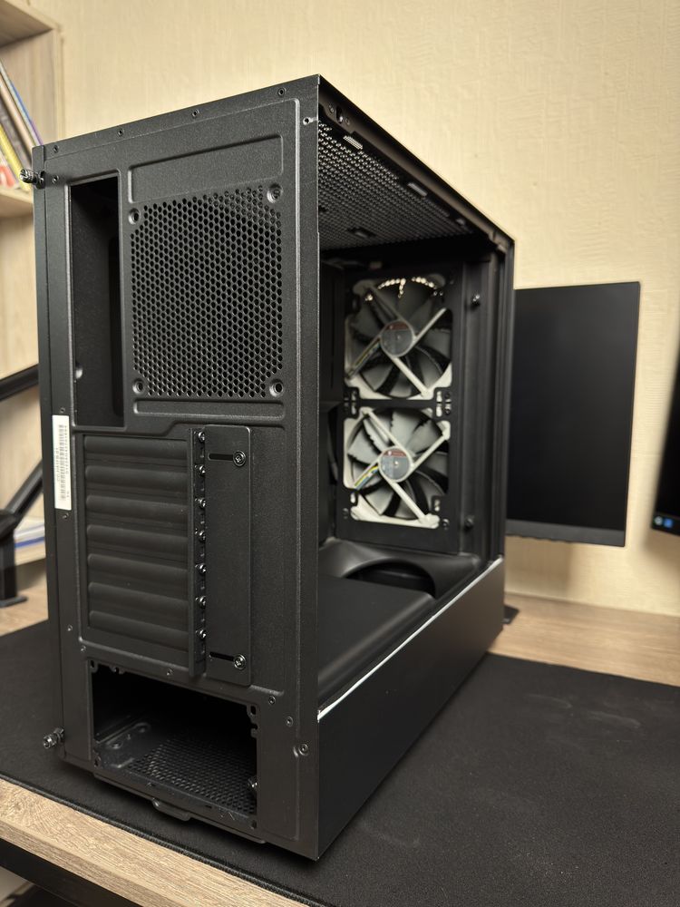 Корпус для ПК NZXT H5 Flow black
