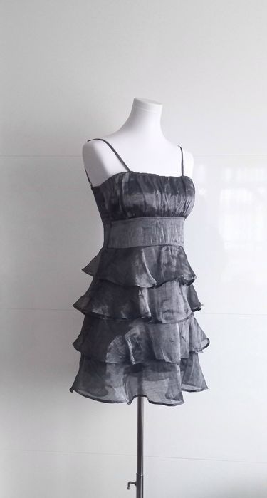 Prześliczna, stalowa sukienka Lipsy London. Rozmiar S.