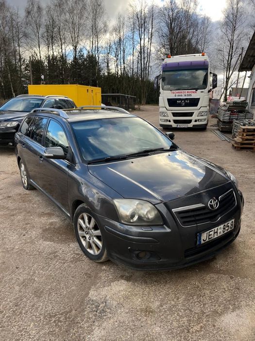 Toyota Avensis авто для ЗСУ