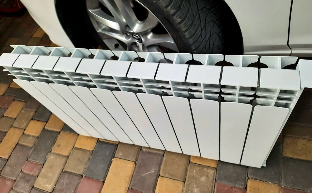 Продам батареи, радиаторы алюминиевые, биметалл, отопление.