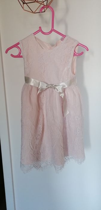 Koronkowa sukienka różowa na chrzciny komunię wesele