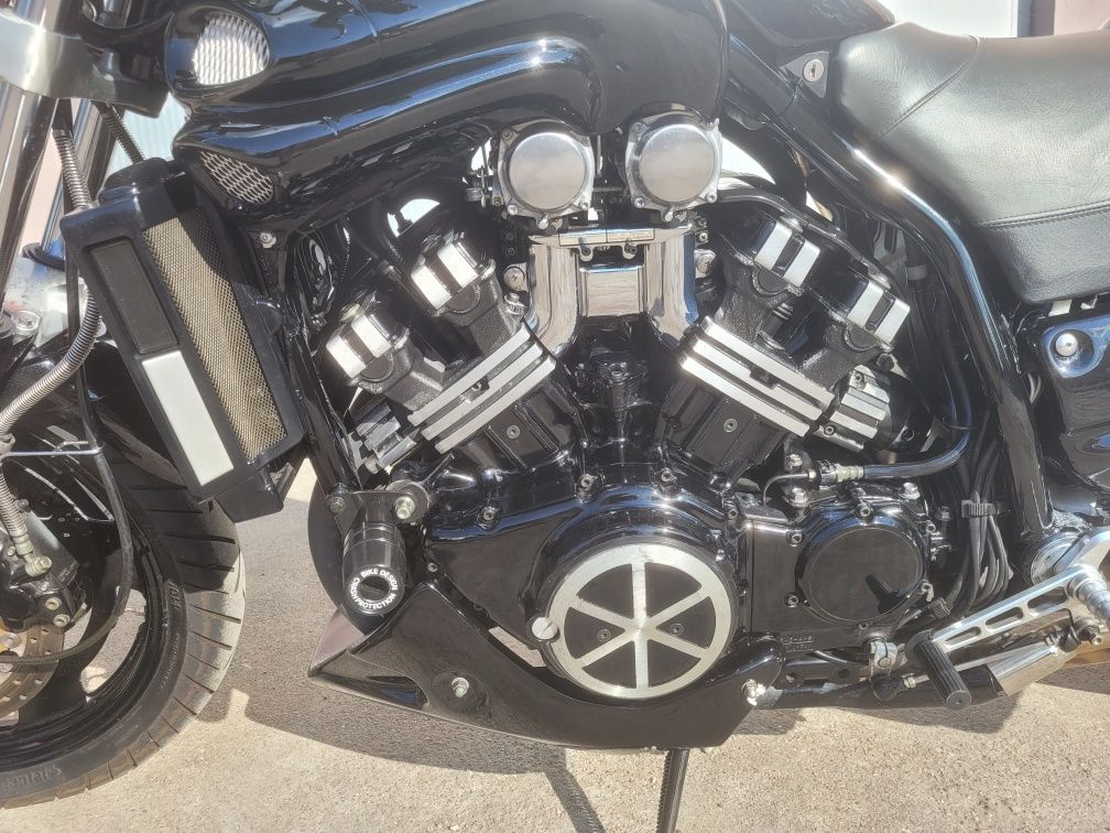 YAMAHA V MAX 1200 97 super stan max doinwestowana