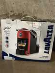 Кофемашинка капсульная lavazza jolie