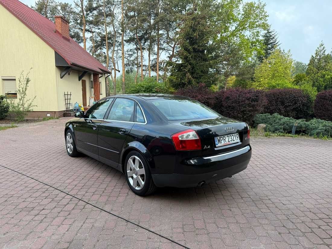 Audi A4 / 2.0 /////