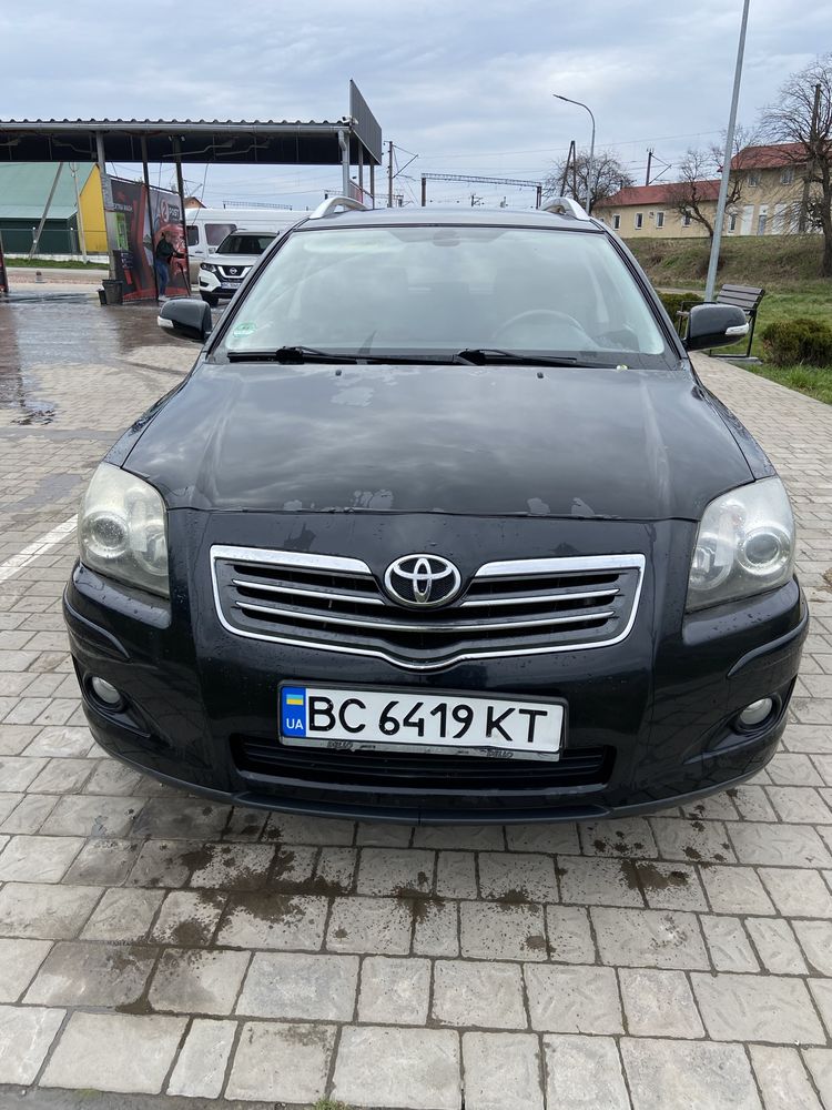 Toyota Avensis 2.2 дизель