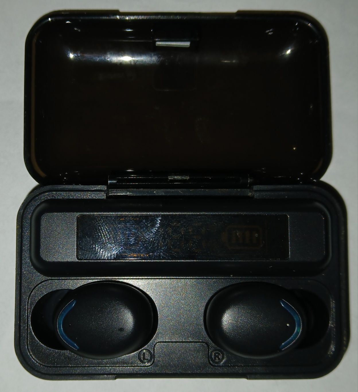 Słuchawki bluetooth z powerbank tanio sprzedam