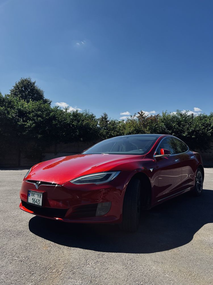 Tesla model s  2017