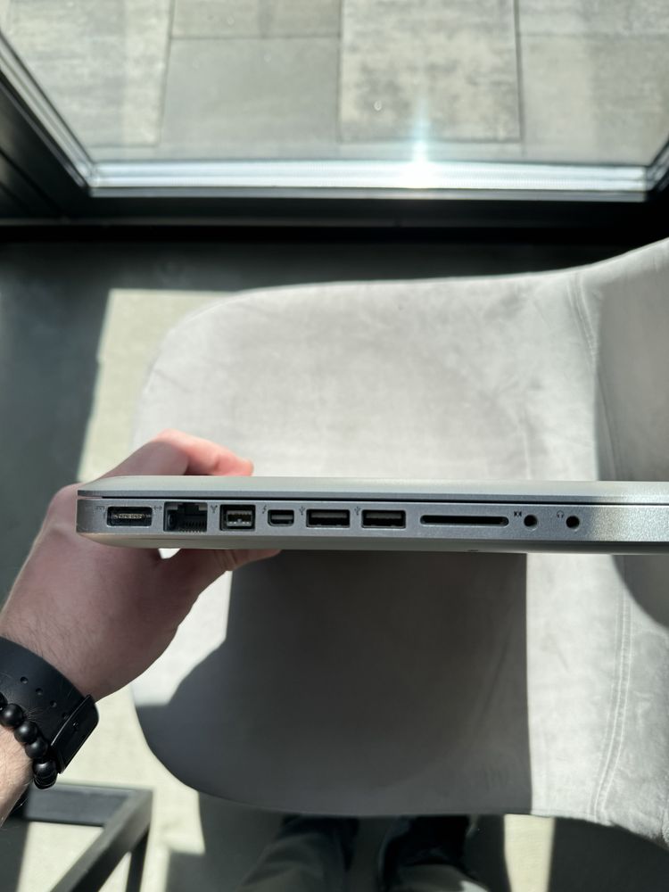 Macbook pro 15 2011