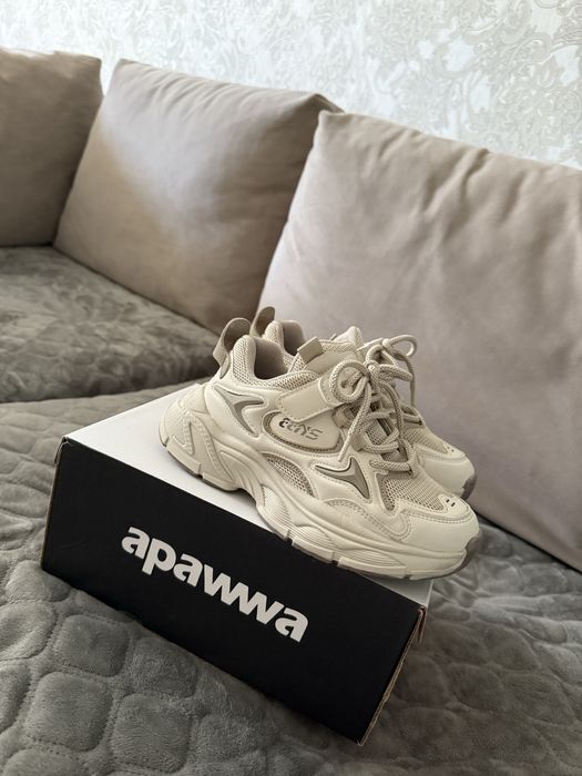 Кросівки для дівчинки бежеві Apawwa 20,5 см 32 р