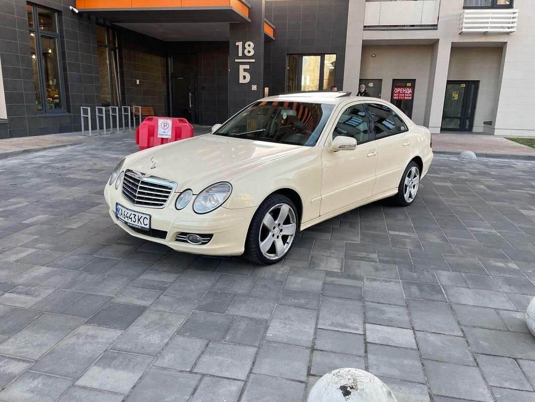 Продам Mercedes 211 2.2 дизель!