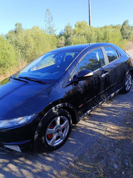 Honda Civic hatcback 2008 impecável 1 dono 5850 euros  urgente