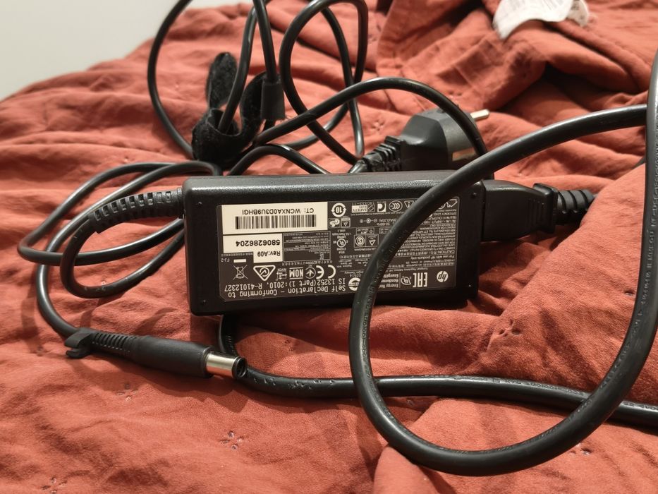 Carregador Portátil HP 65W DC-IN