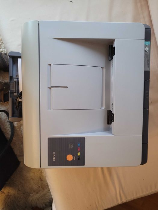 Drukarka kolorowa laserowa SAMSUNG CLP-300 + zapas tonerów