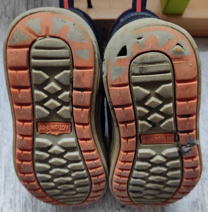 Kozaki chłopięce rozmiar 27