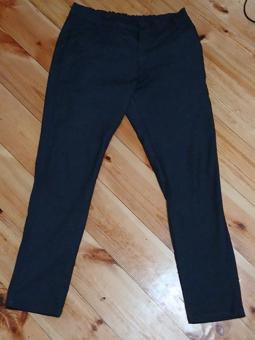 Продам штани брючні