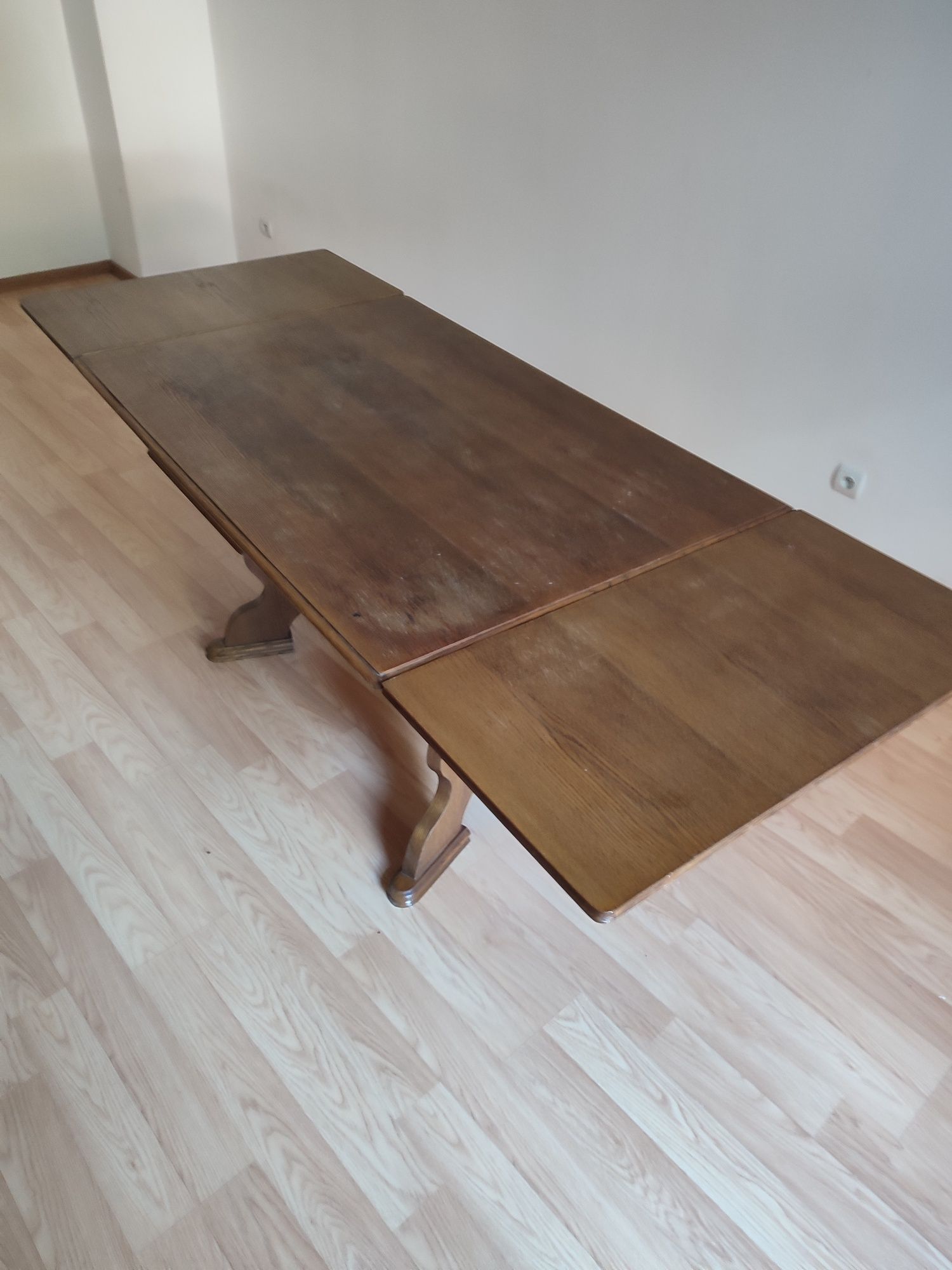 Stół rozkładany, solidny,duży
