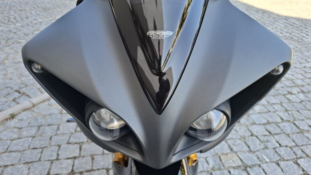 Yamaha r1 crossplane