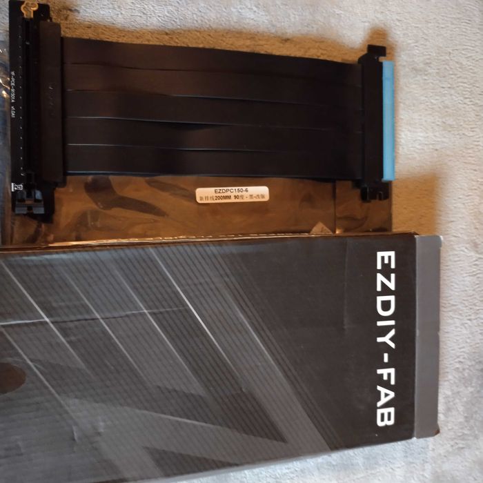 EZDIY-FAB [Kabel podwyższający PCI Express Port 16x