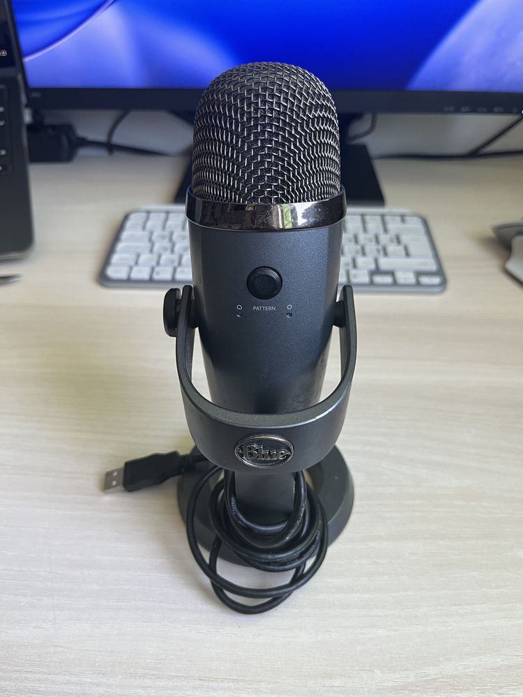 MIKROFON logitech blue yeti nano