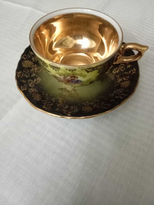 Serviço café com bules e açucareiro antigas lindíssimas