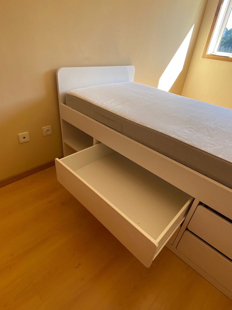 Cama de solteiro SLÃKT IKEA