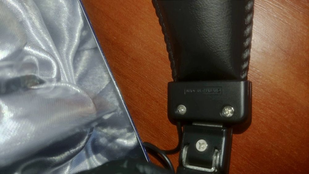 Студійні навушники SONY MDR-7506 Новi