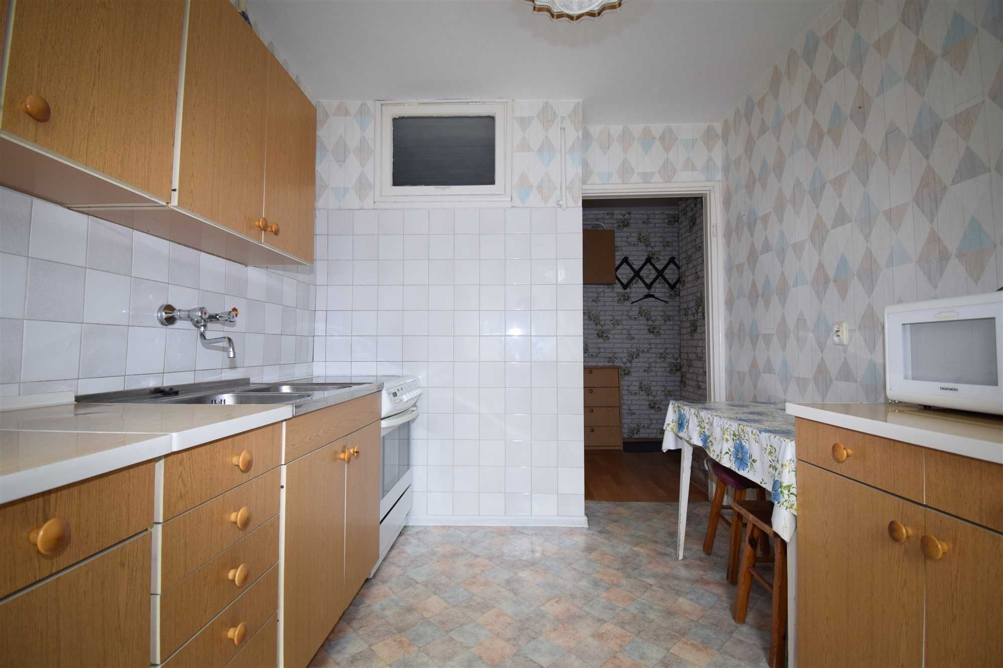 Świebodzice - okolice Osiedla Sudeckiego - 2 pokoje.