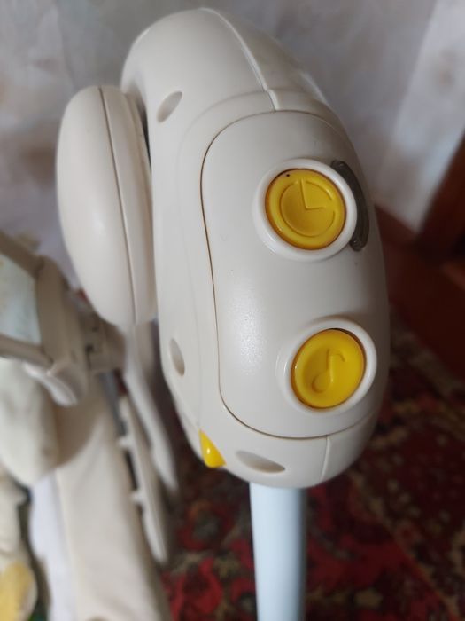 Дитячий заколисуючий центр Ingenuity True Speed