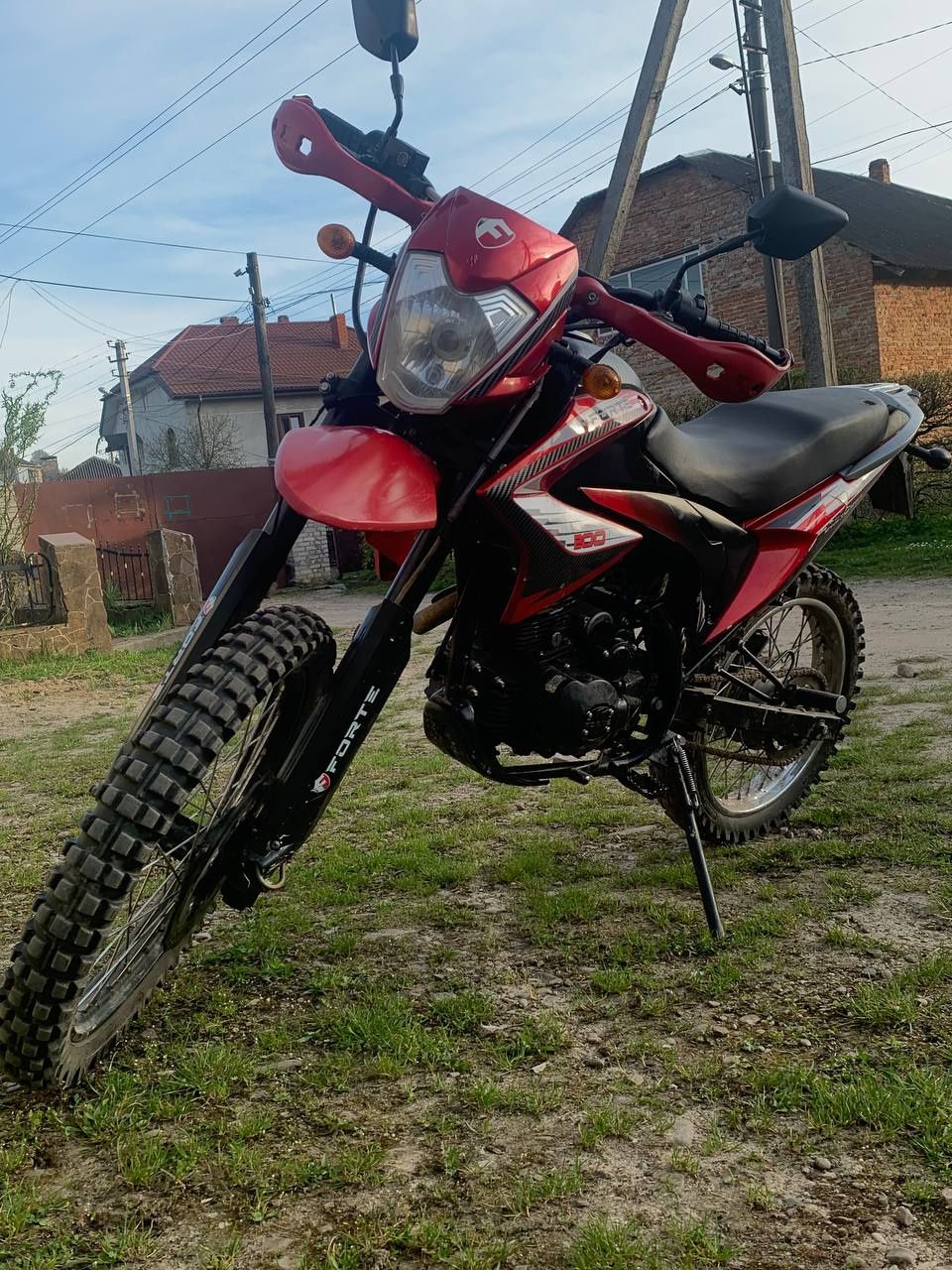 Продам мотоцикл Forte FT200GY C5B Ендуро