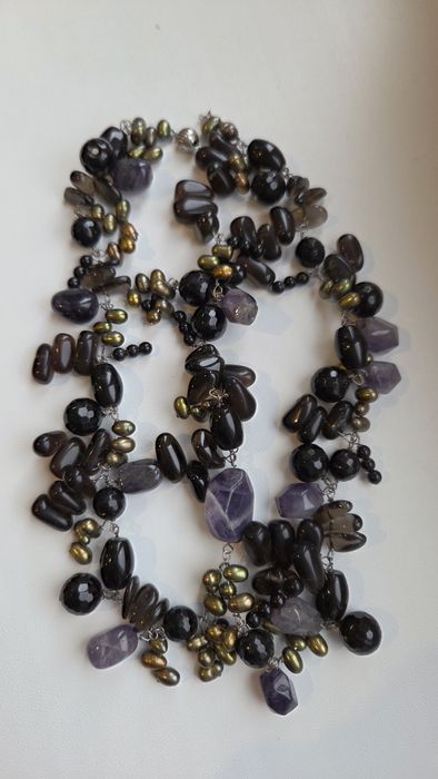 Буси з гранату і аметисту